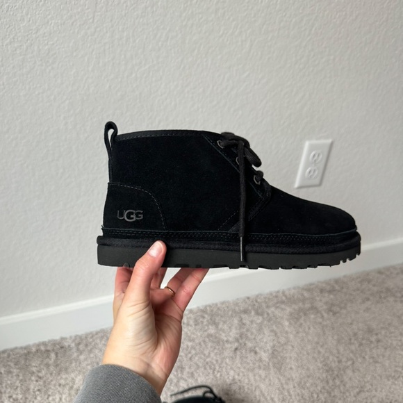 UGGs mini boots - Picture 5 of 11